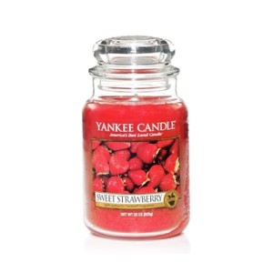 CANDELA-ALLA0FRAGOLA-YANKEE-CANDLE